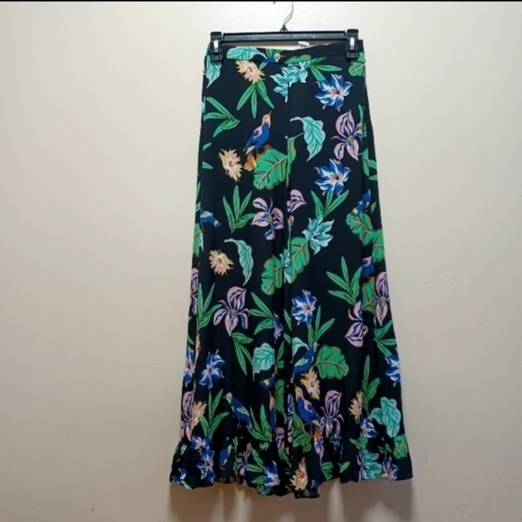 NWT Zara Wide Frill Trousers Tropical floral Print Pants | Black + green; size M - Picture 6 of 13